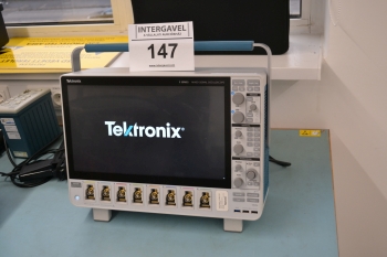 Tektronix oszcilloszkóp