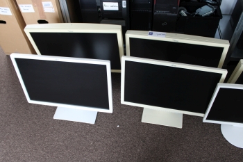 Fujitsu monitorok