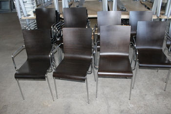 Chair (wood)