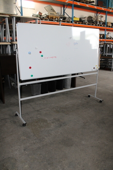 Whiteboard (rolling)
