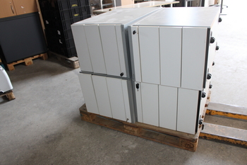Container (white)