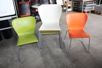 Chair (plastic-mixed color)