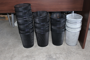 Trash can