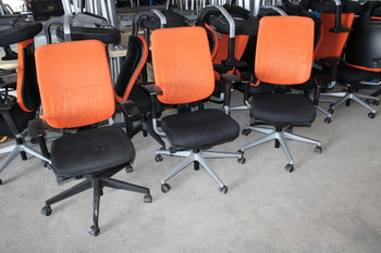 Office chair (Steelcase Reply)