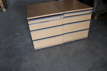 Container