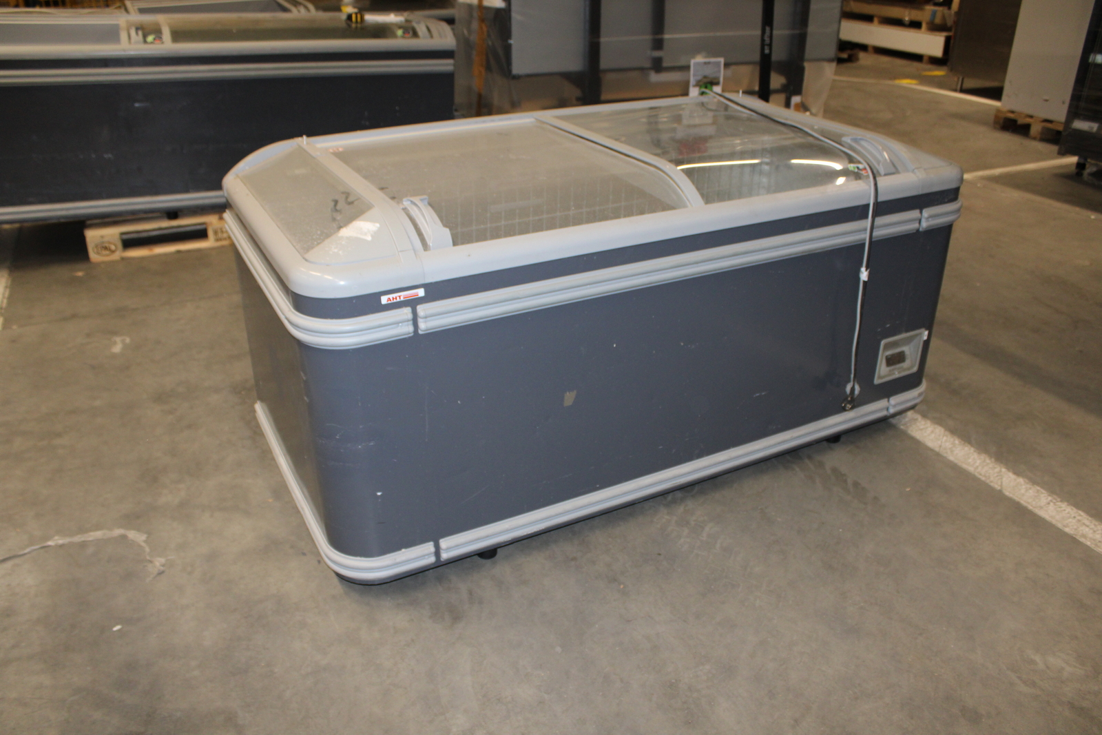 AHT freezer ( Paris 180(-)L VSAD) 4