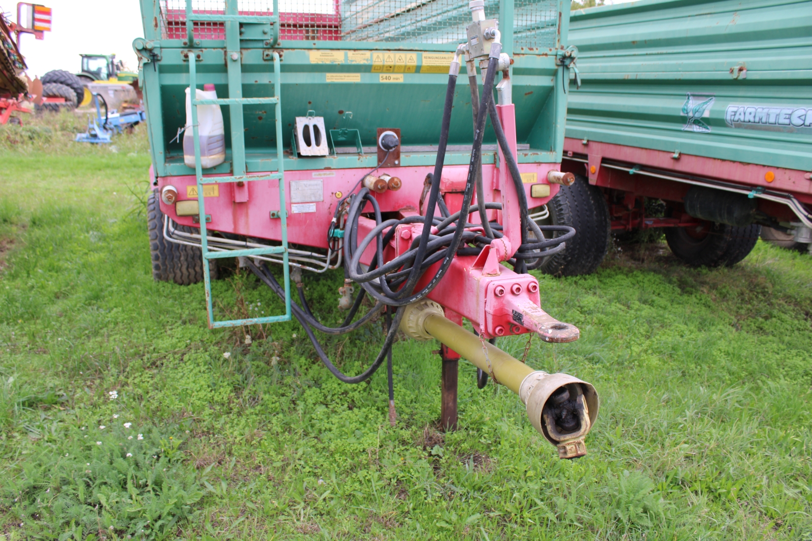 Trágyaszóró - Farmtech 2