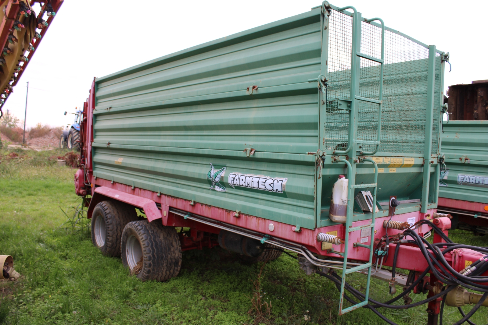 Trágyaszóró - Farmtech 5