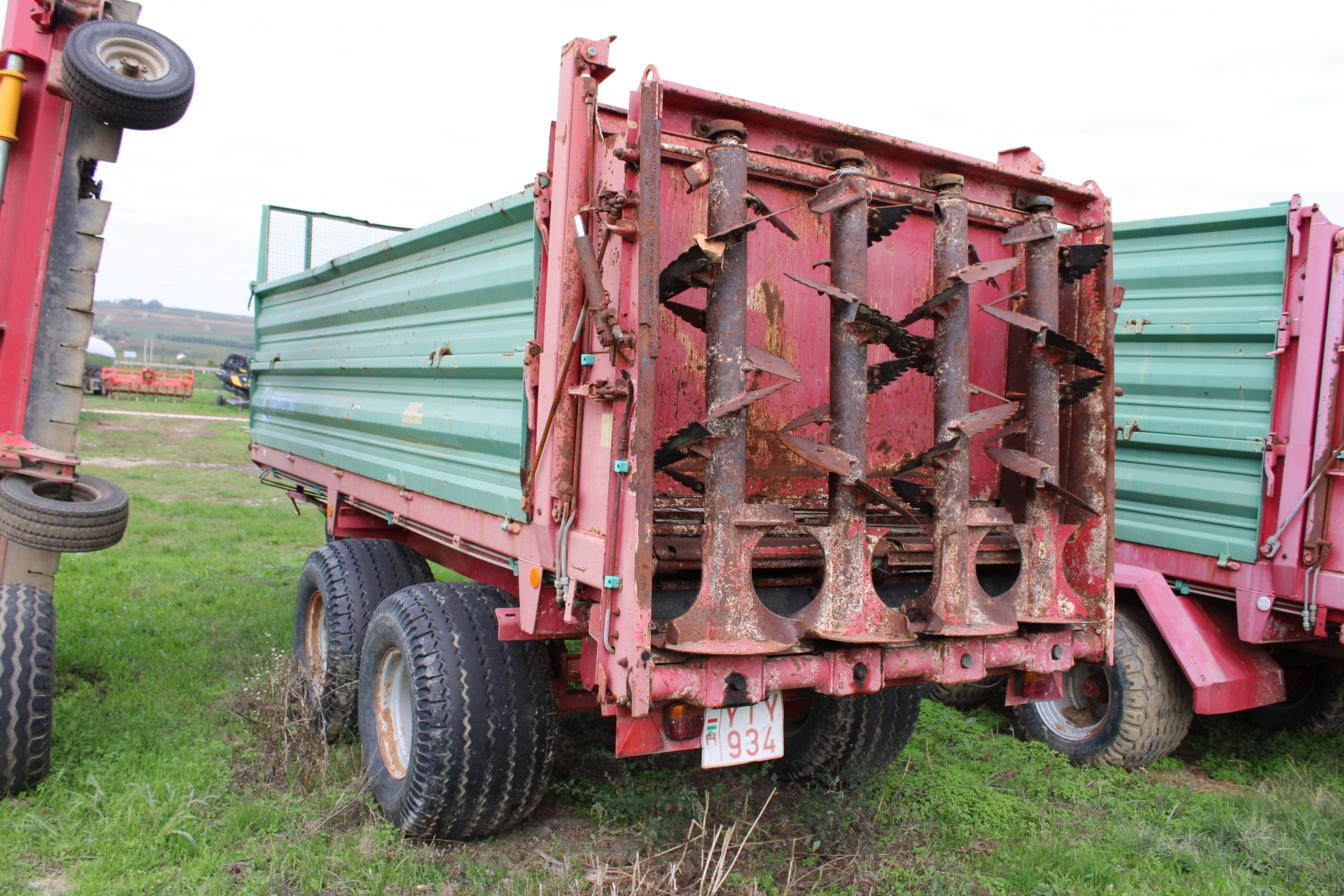 Trágyaszóró - Farmtech 7