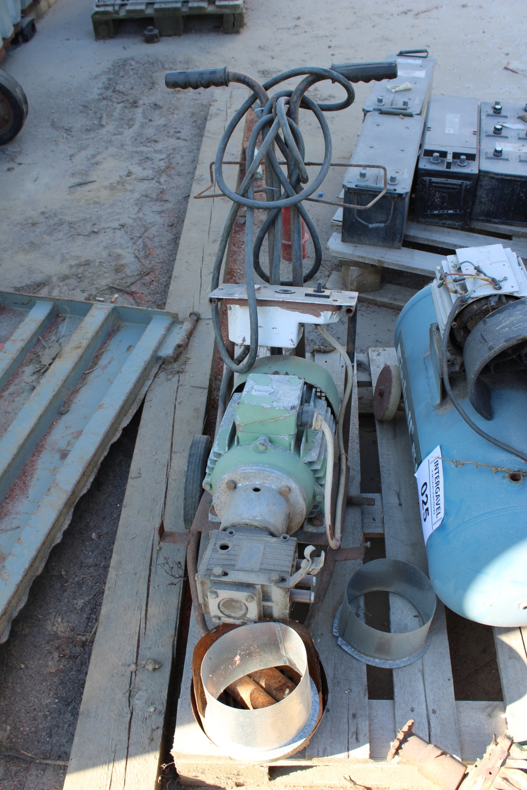 Vegyes villanymotorok 5