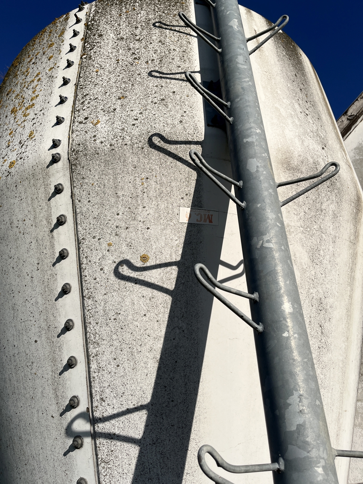 Sertéstáp tároló siló 2