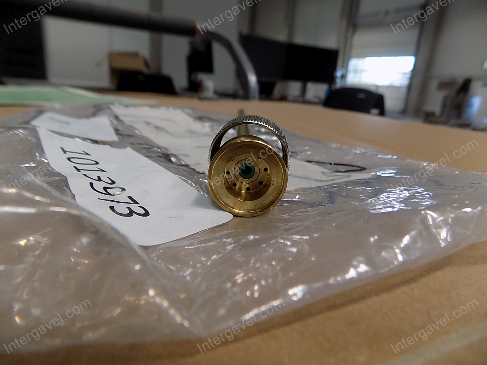 Adagoló szelep és cső 3