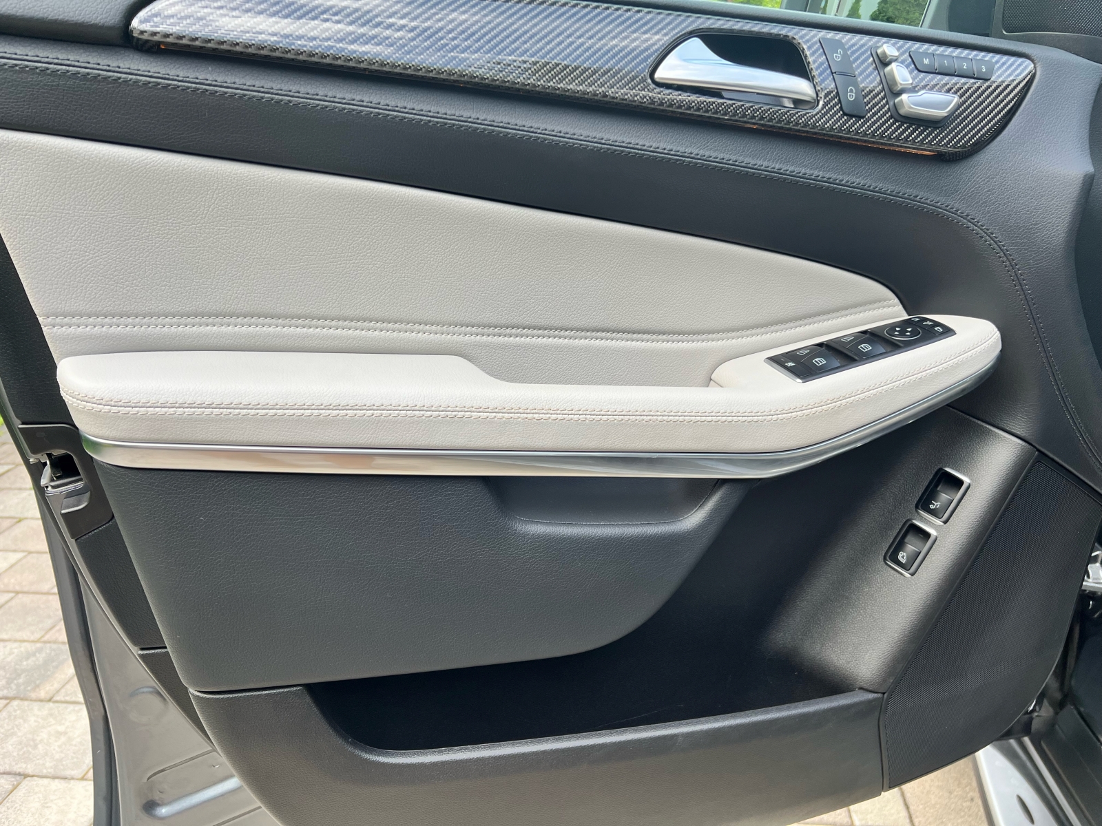 MERCEDES-BENZ GLS 500 4Matic (Automata) 12