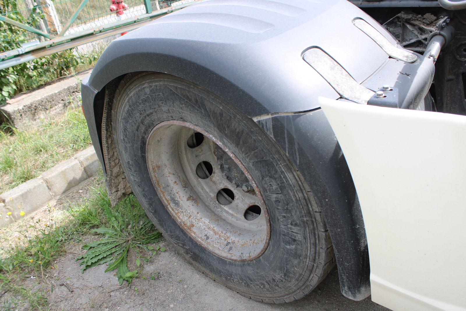 Nyergesvontató (DAF XF480FT) 20