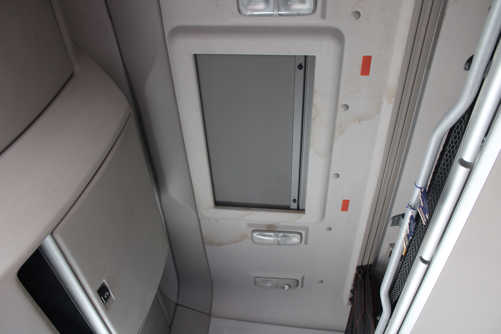 Nyergesvontató (DAF XF480FT) 35