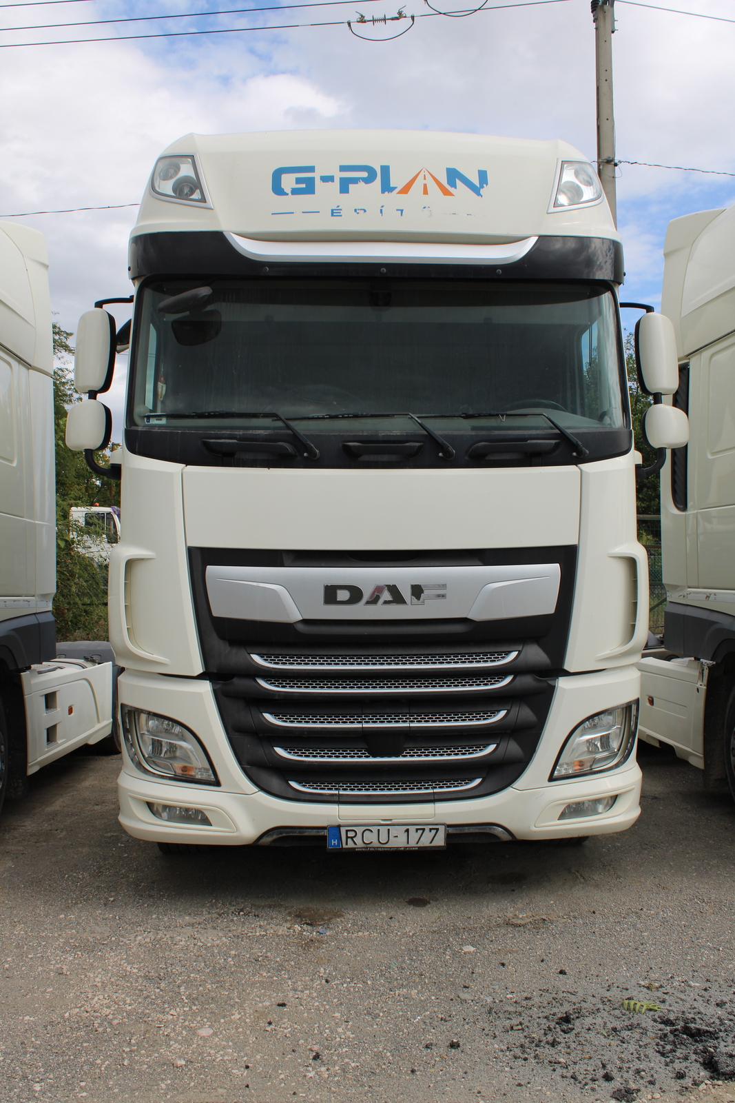 Nyergesvontató (DAF XF480FT) 3