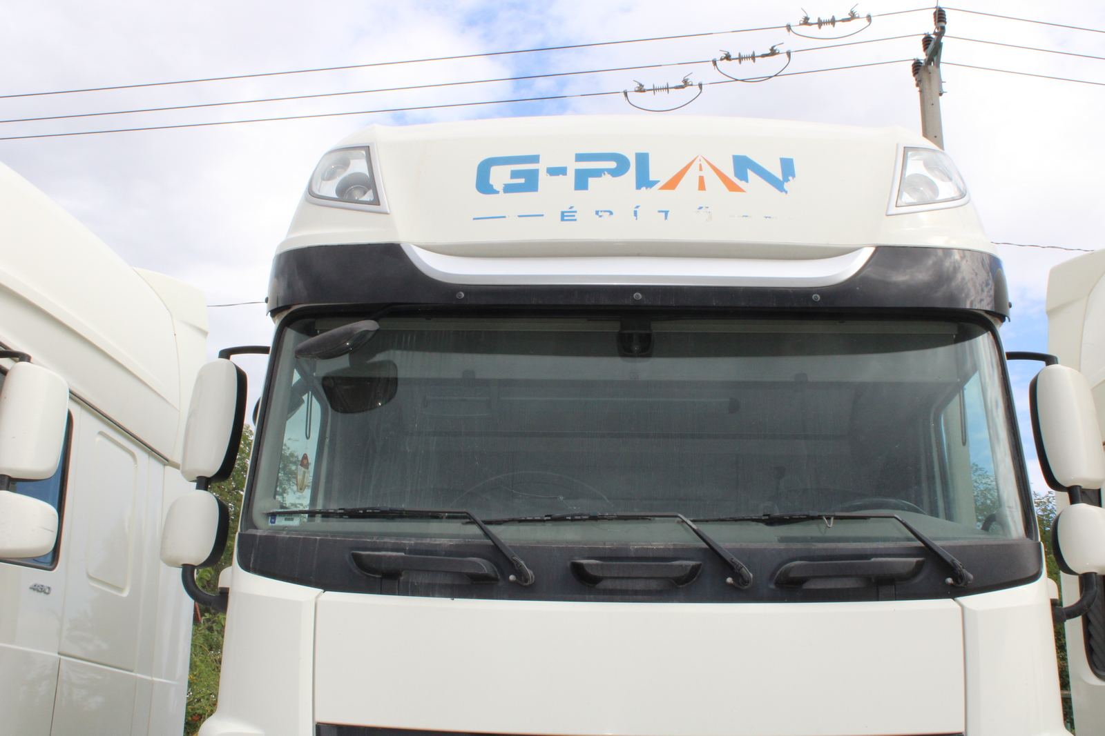 Nyergesvontató (DAF XF480FT) 4