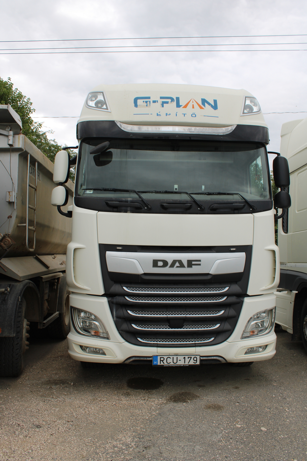 Nyergesvontató (DAF XF480FT) 3