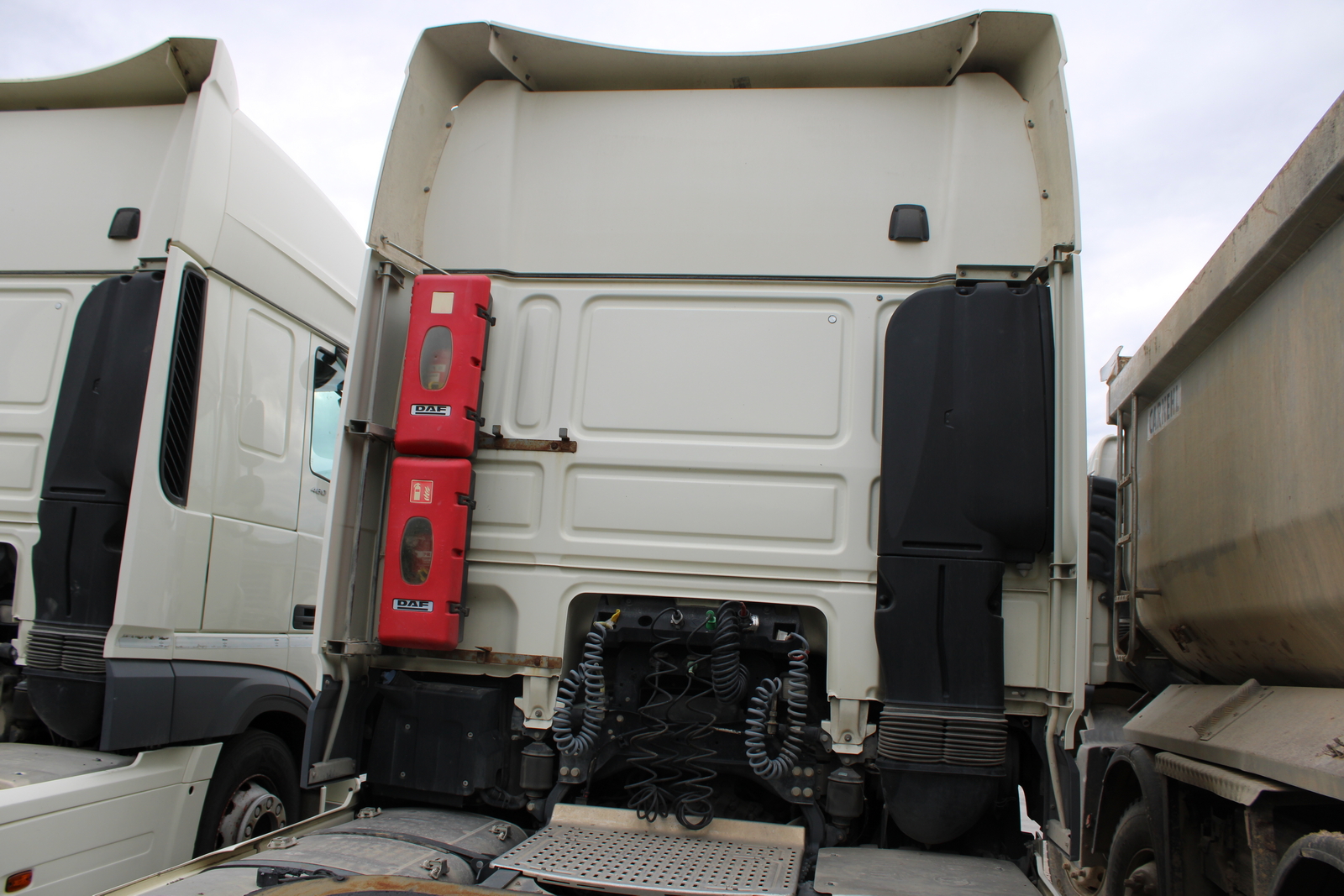 Nyergesvontató (DAF XF480FT) 17