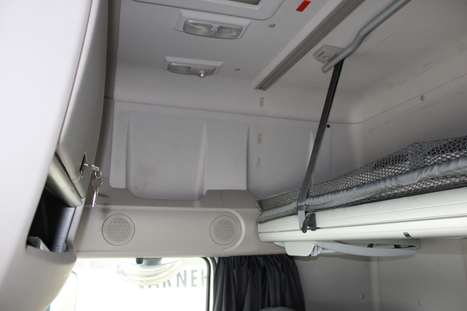 Nyergesvontató (DAF XF480FT) 23