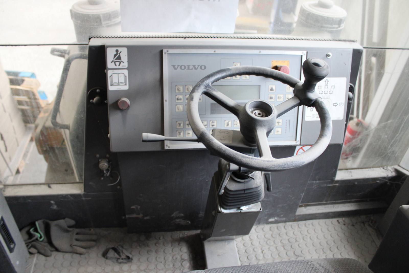 Úthenger (VOLVO DD95) 11