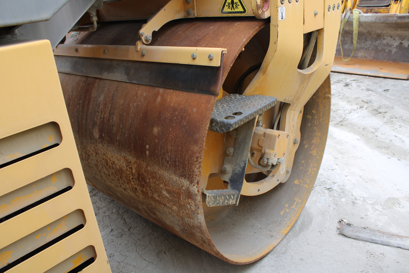 Úthenger (VOLVO DD95) 4