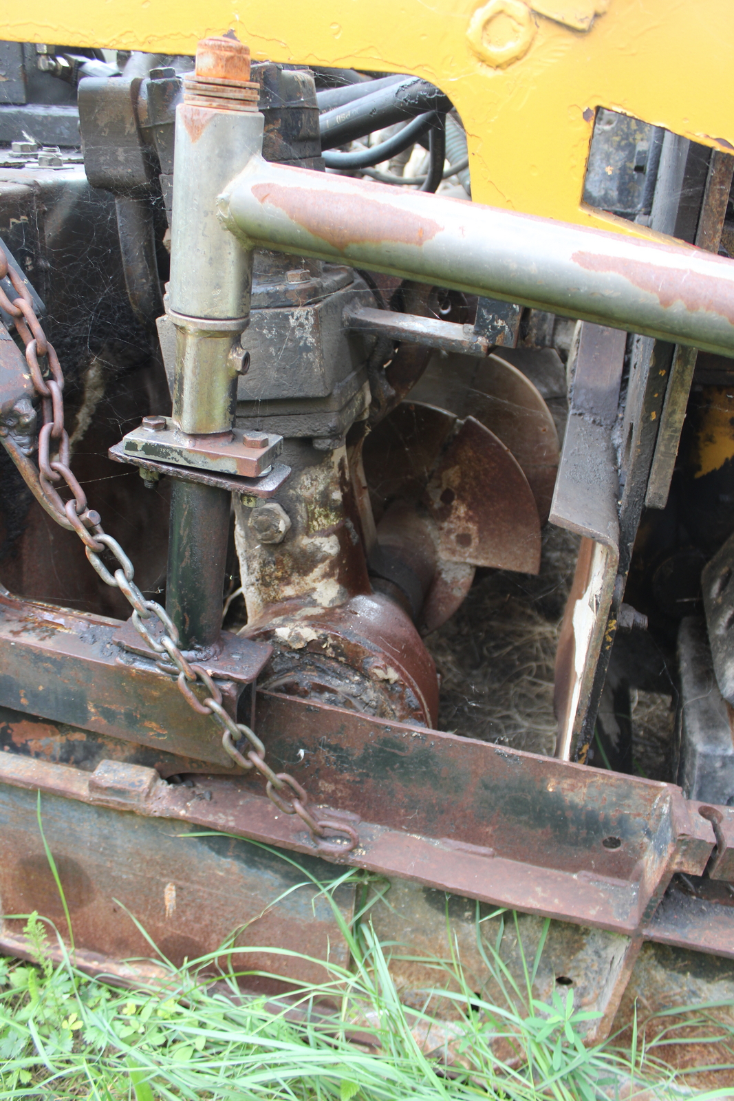 Dynapac F141C finisher 32