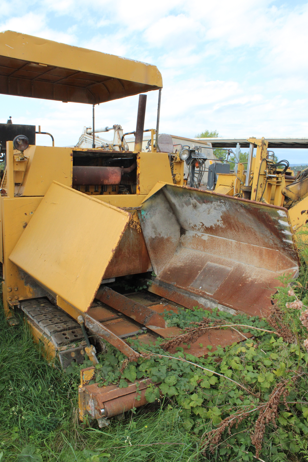 Vögele 1600 aszfaltterítő