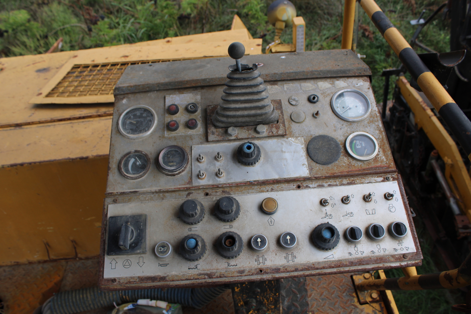 Vögele 1600 aszfaltterítő 12