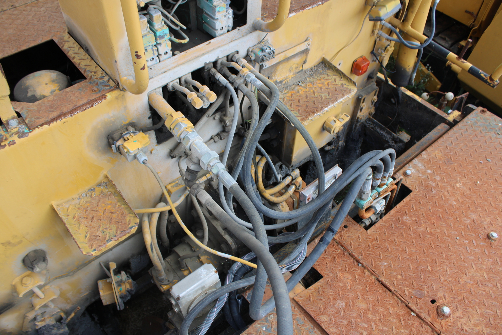 Vögele 1600 aszfaltterítő 18