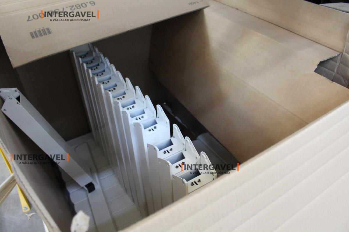 Íróasztal (mechanikusan emelhető-1600 mm) 6