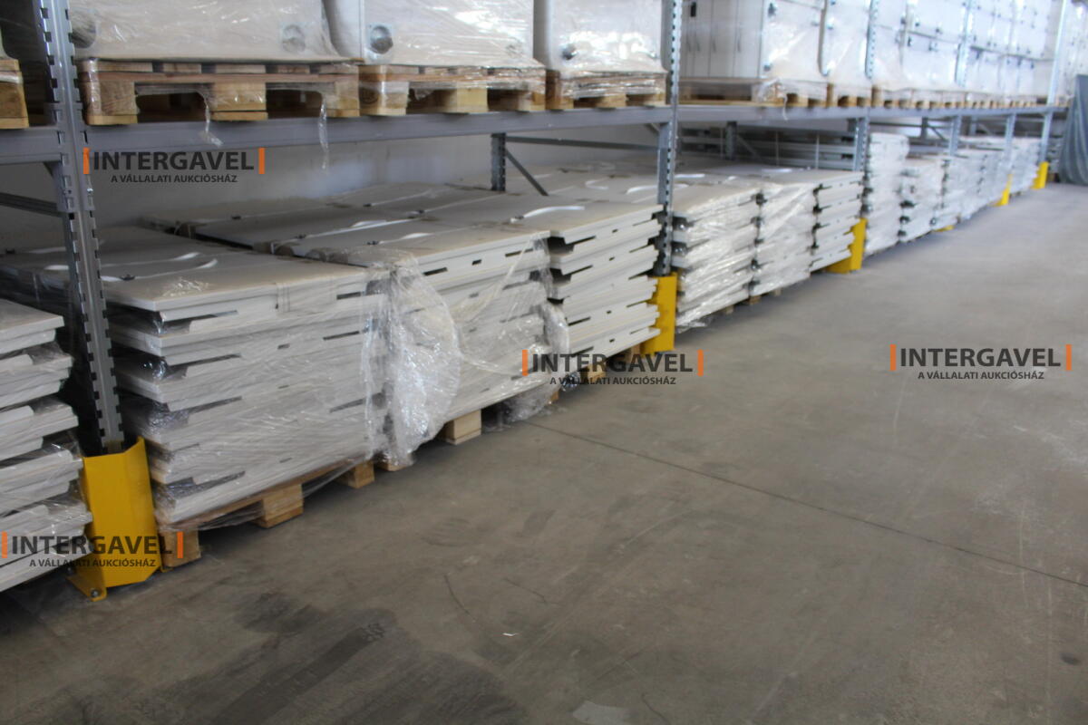 Íróasztal (mechanikusan emelhető-1600 mm) 5