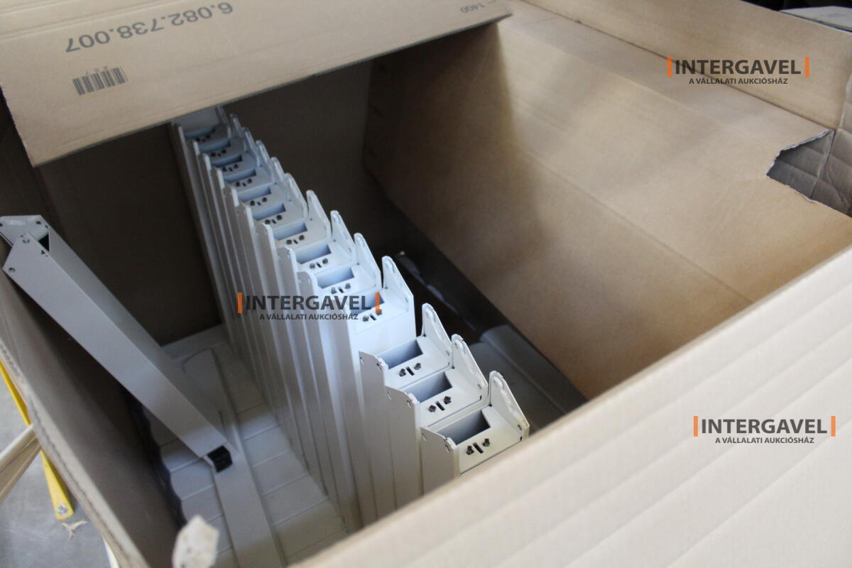 Íróasztal (mechanikusan emelhető-1600 mm) 6