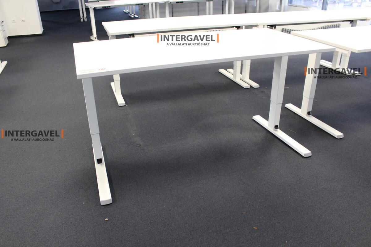 Íróasztal (mechanikusan emelhető-1600 mm)