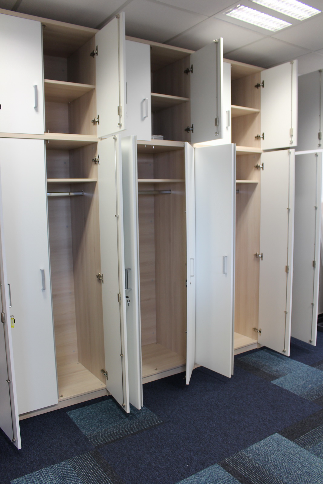 Polcos és gardrób szekrények 5