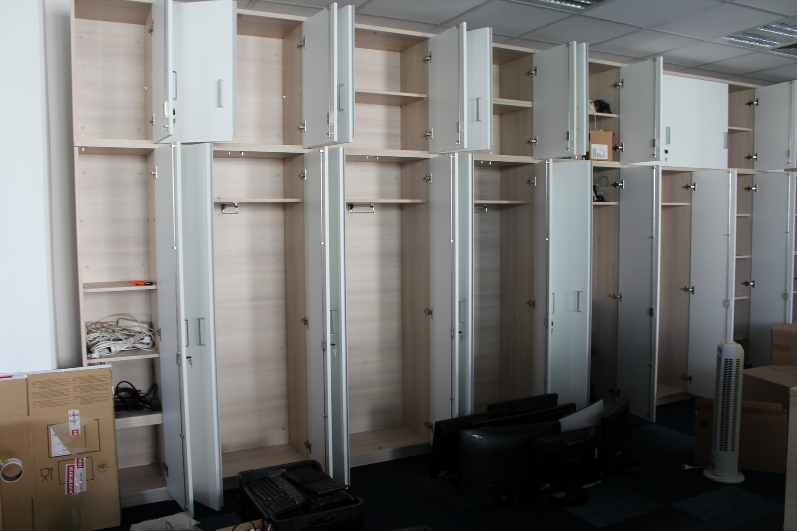 Polcos és gardrób szekrények 6