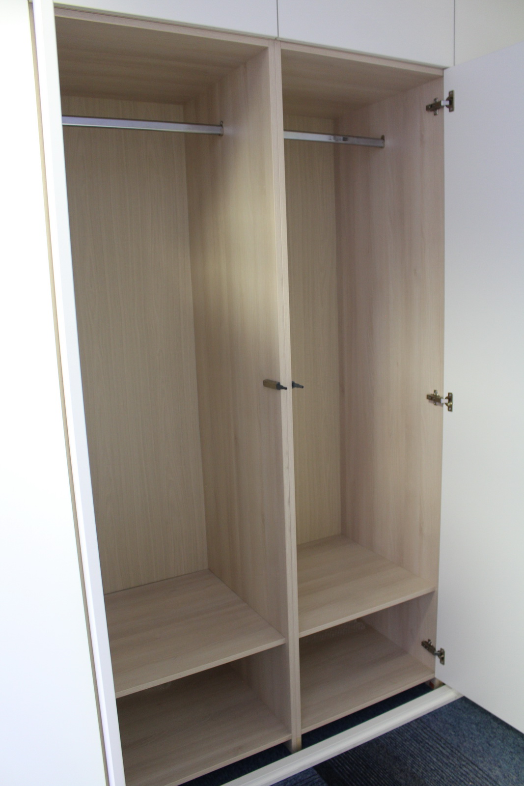 Polcos és gardrób szekrények 6