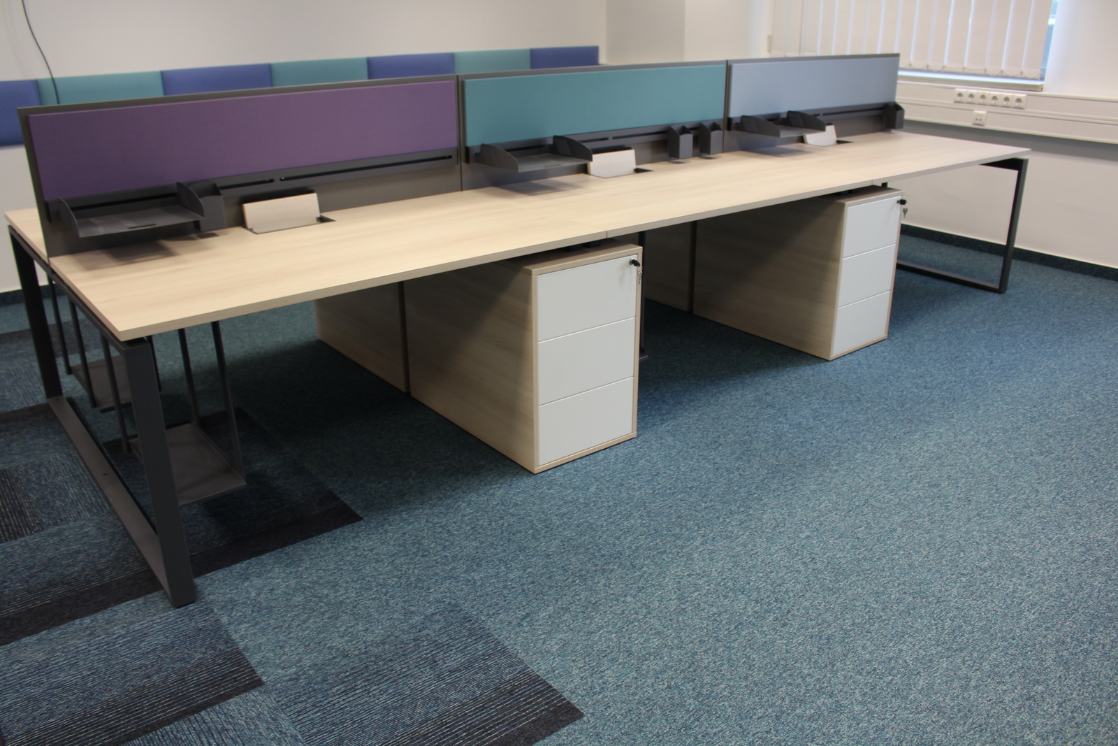 6 fős bench asztal 2