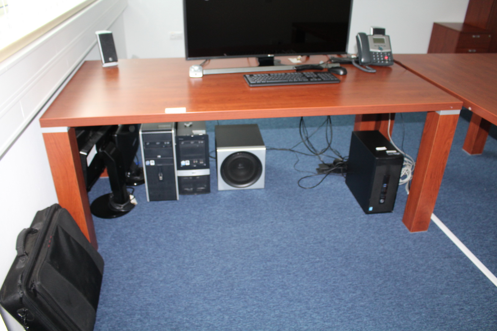 Vegyes irodabútor 5