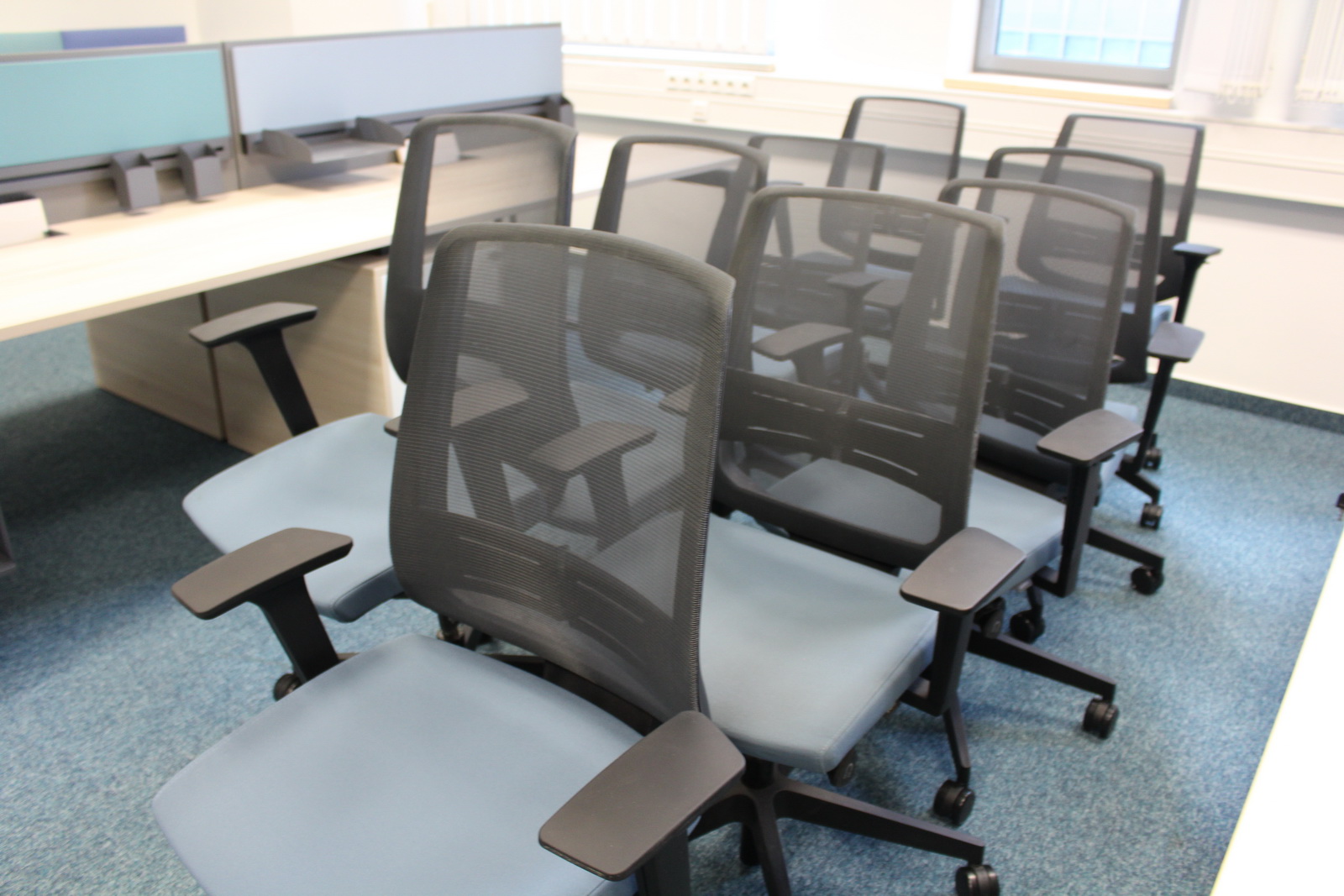 Görgős szék (Profim Light up) 2