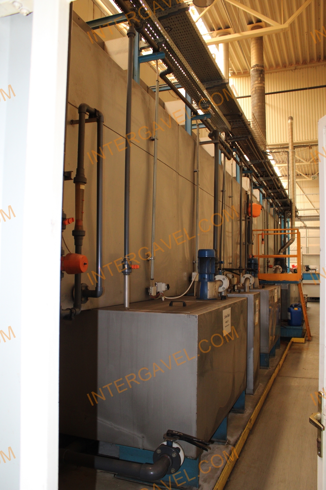 Porfestő és felületkezelő gépsor 33