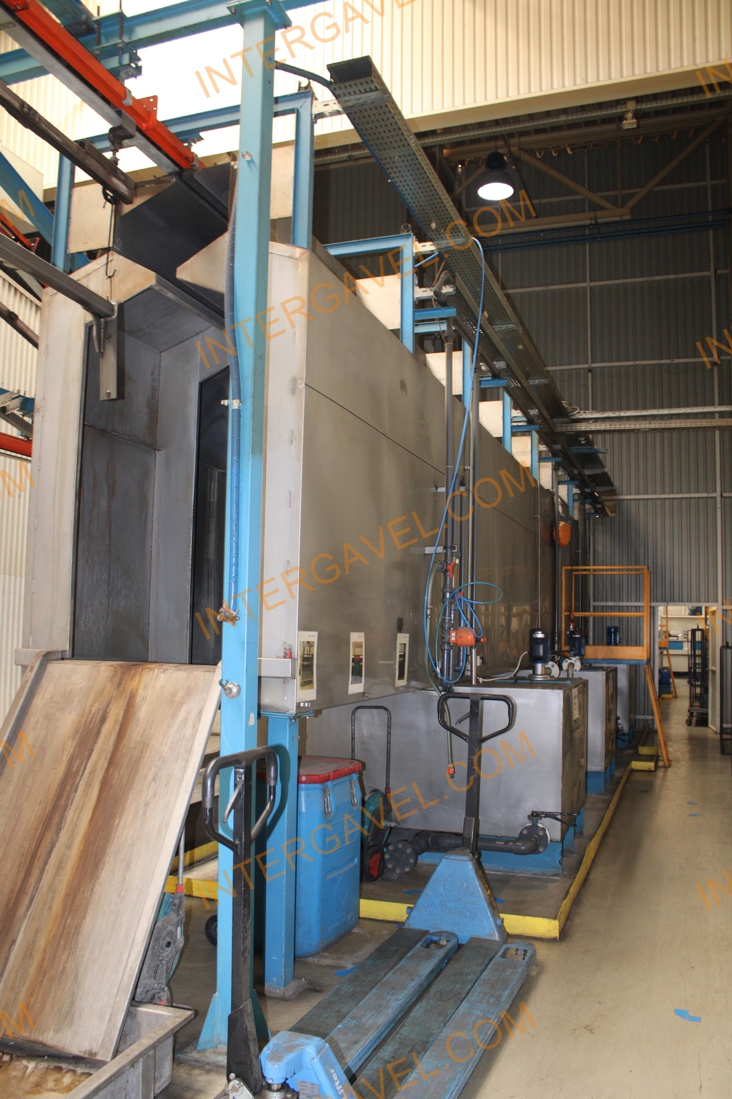 Porfestő és felületkezelő gépsor 41