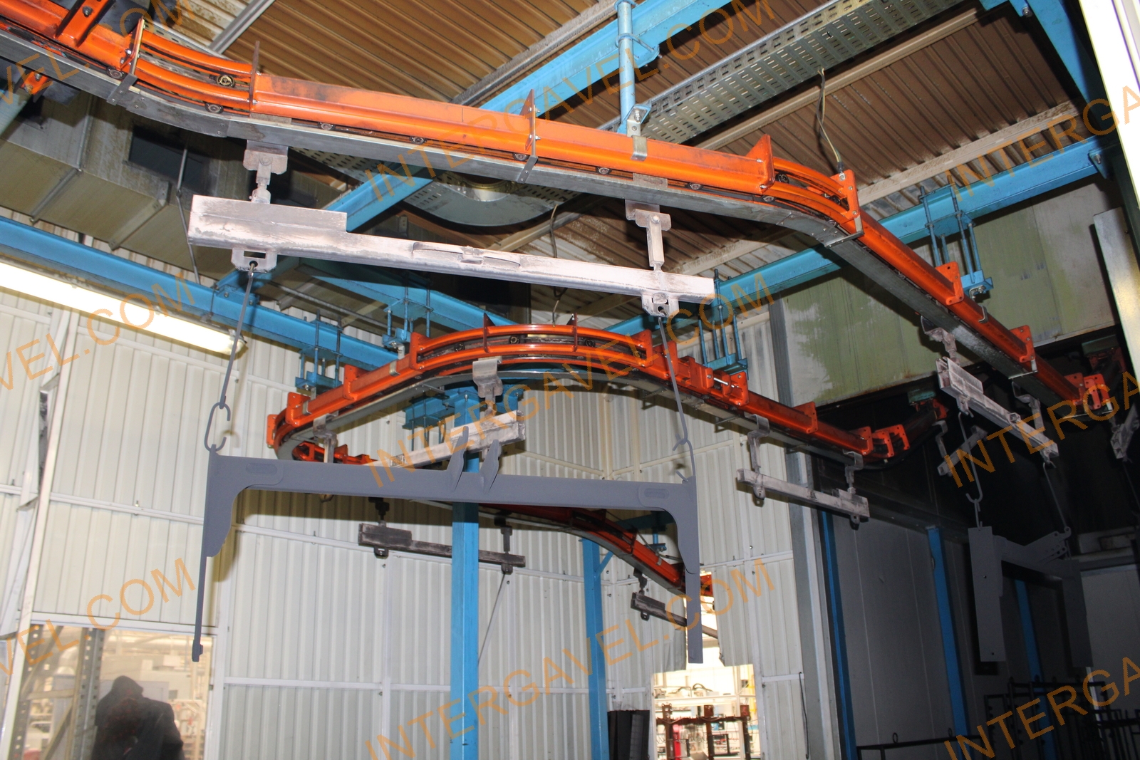 Porfestő és felületkezelő gépsor 64