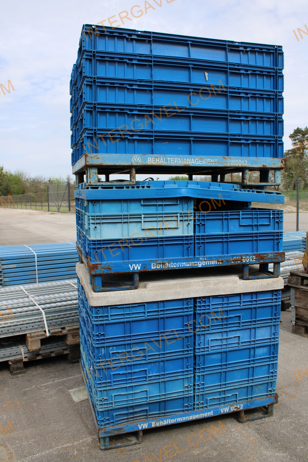 Láda (kék-RL-KLT 6147) 5