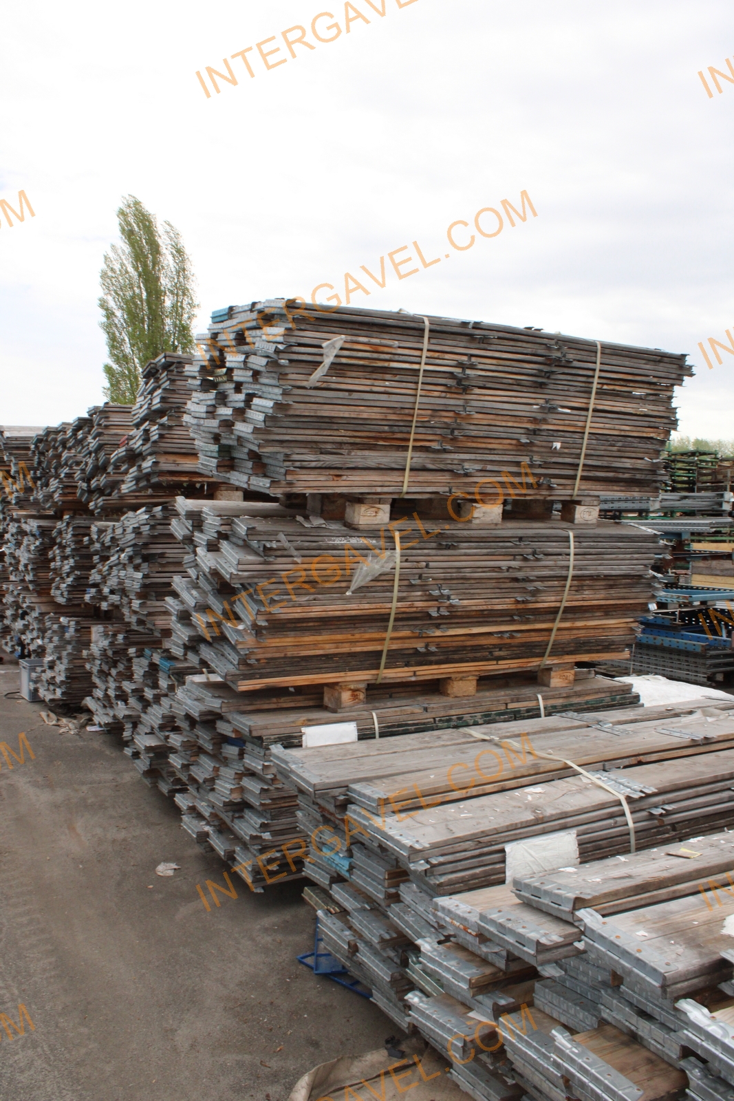 Raklapmagasító keret 3