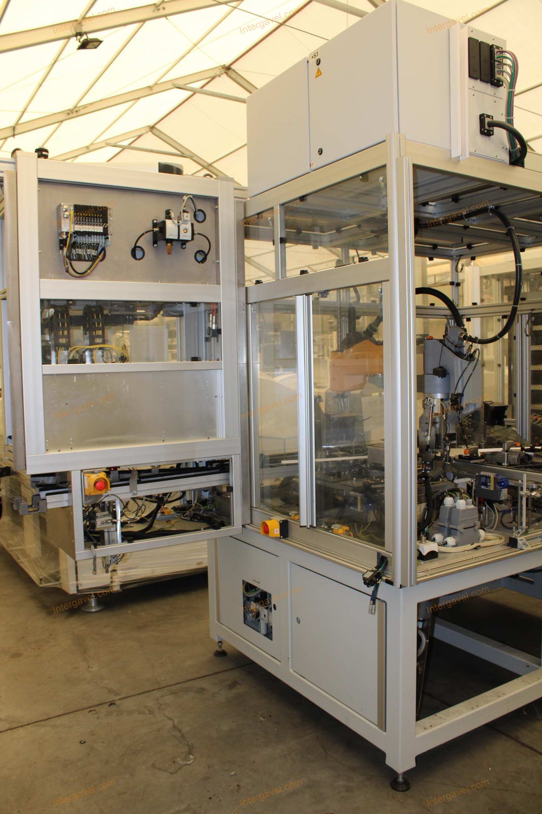 Bontott szerelő munkahely TS 60-as Stäubli robottal 14