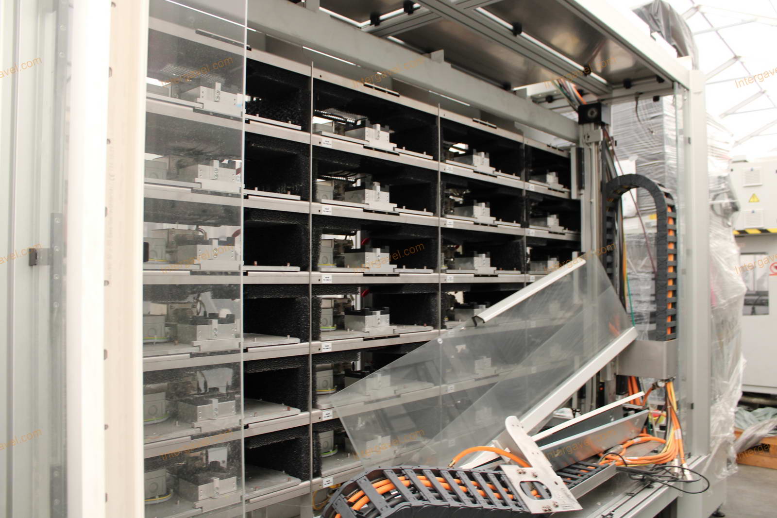 Bontott szerelő munkahely TS 60-as Stäubli robottal 27