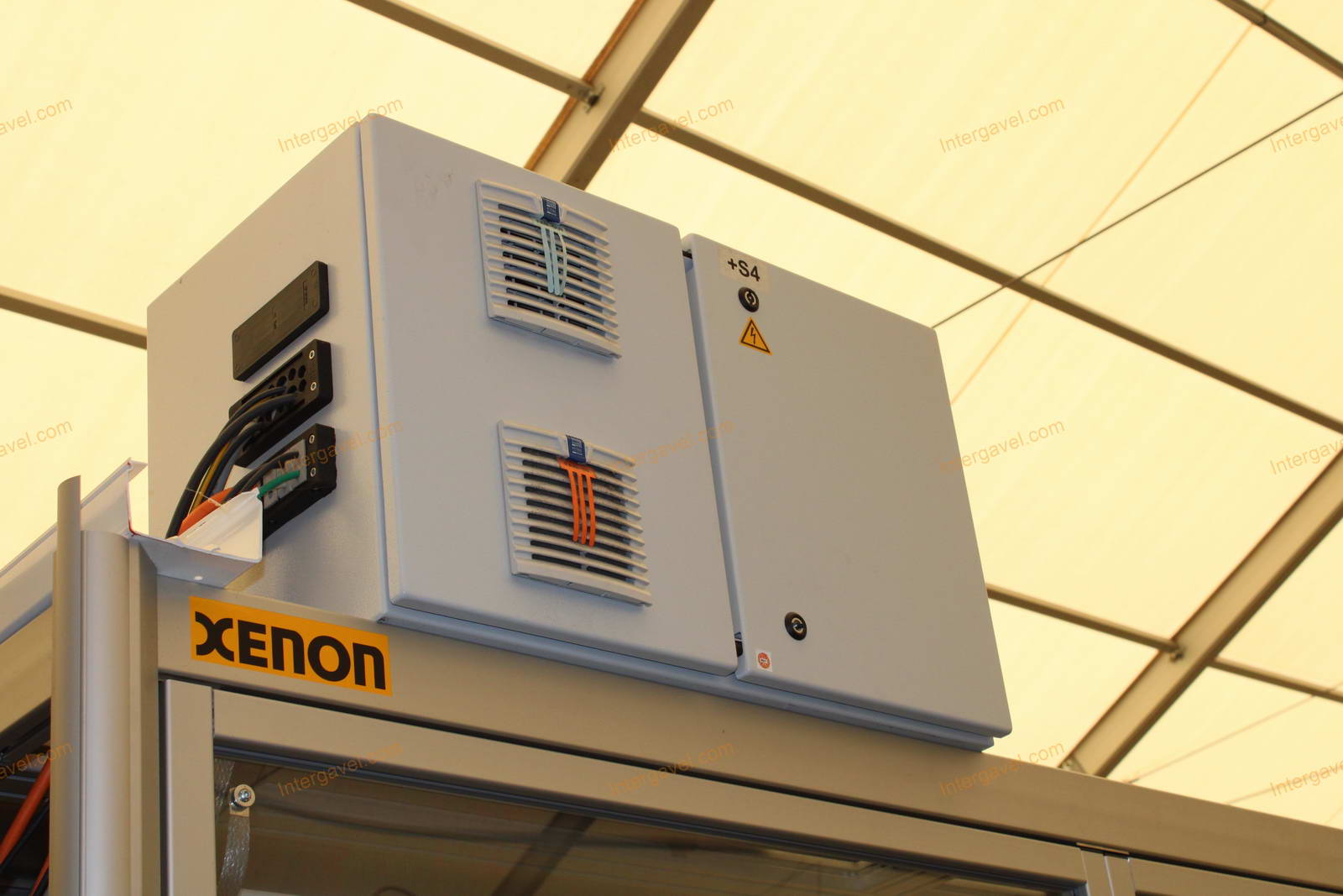 Bontott szerelő munkahely TS 60-as Stäubli robottal 29