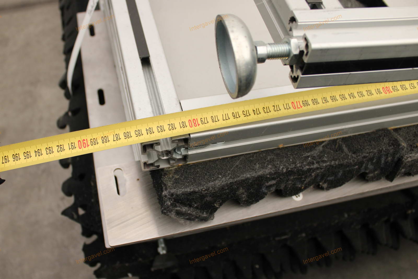 Bontott burkolat elemek, villamos szekrény és vezérlő 10