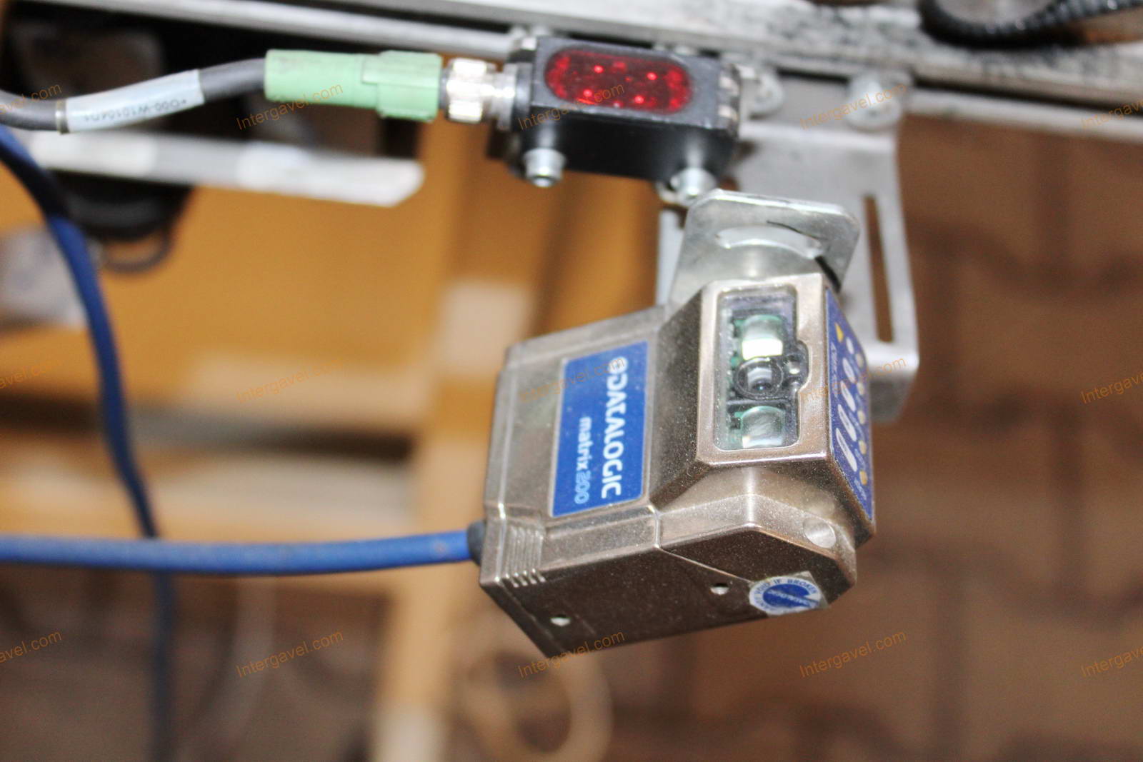 Adagoló egység és konvejor 17